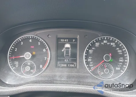 2015 Volkswagen Passat 1.8T Se из США, поврежденный, VIN 1VWBT7A38FC062252